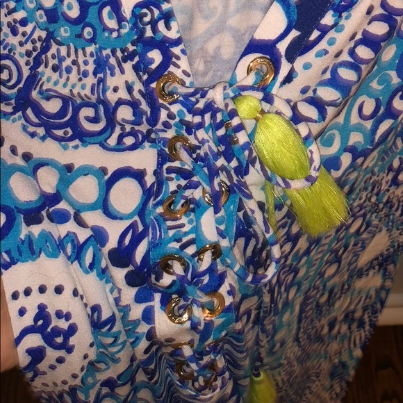 Lilly Dress - Picture 2 of 4